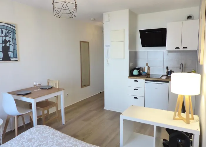 Bonnefoy - Centre * Nantes